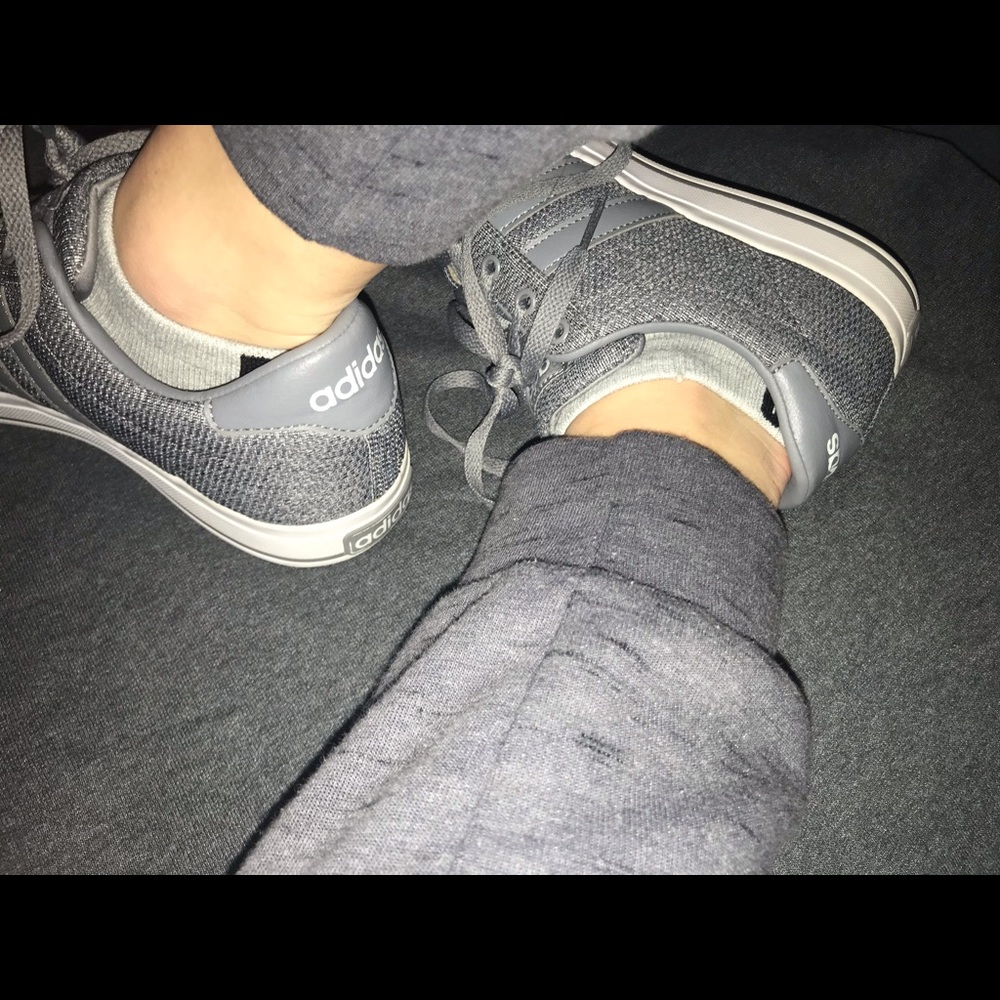 Grey adidas tennishoes